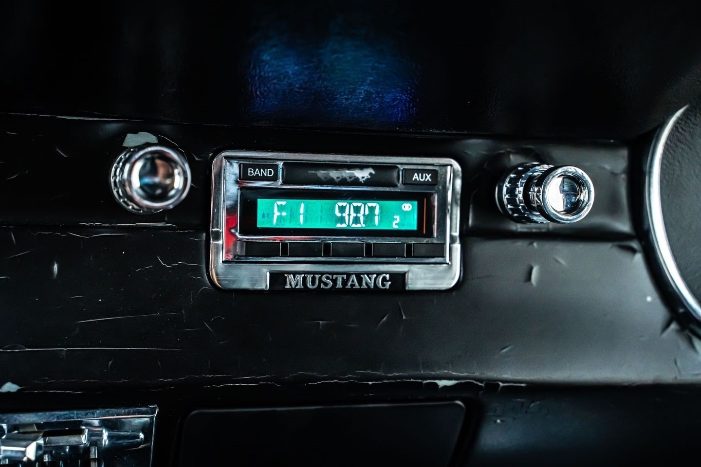 Ford-Mustang-1965-Coupe-27