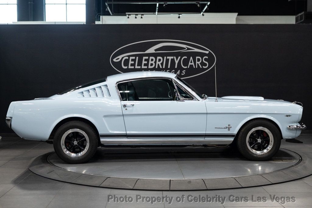 Ford-Mustang-1965-Coupe-3