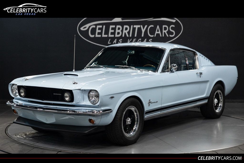 Ford-Mustang-1965-Coupe