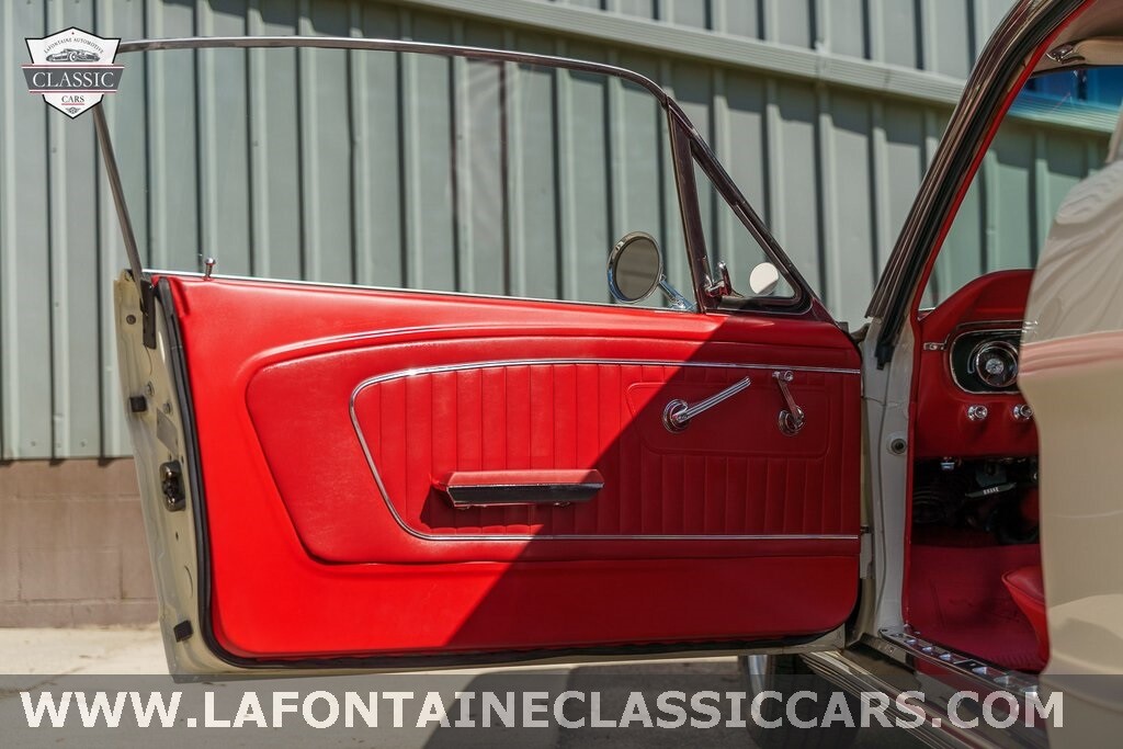 Ford-Mustang-1965-Fastback-10