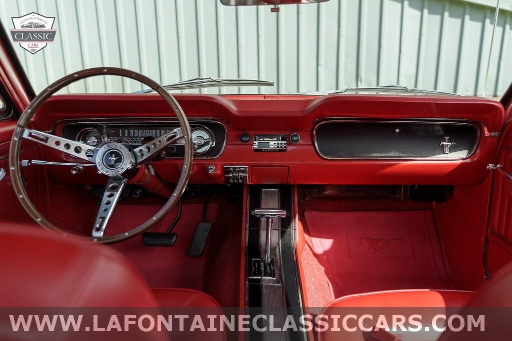 Ford-Mustang-1965-Fastback-12