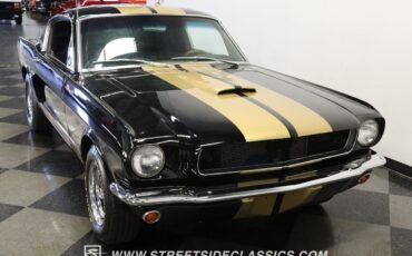 Ford-Mustang-1965-Fastback-14