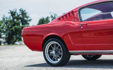 Ford-Mustang-1965-Fastback-15