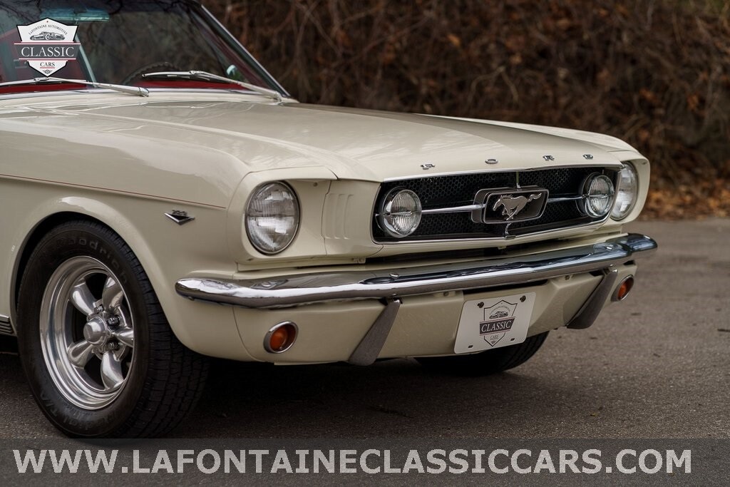 Ford-Mustang-1965-Fastback-18