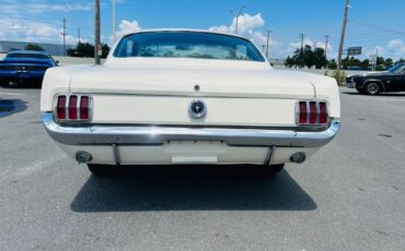 Ford-Mustang-1965-Fastback-3
