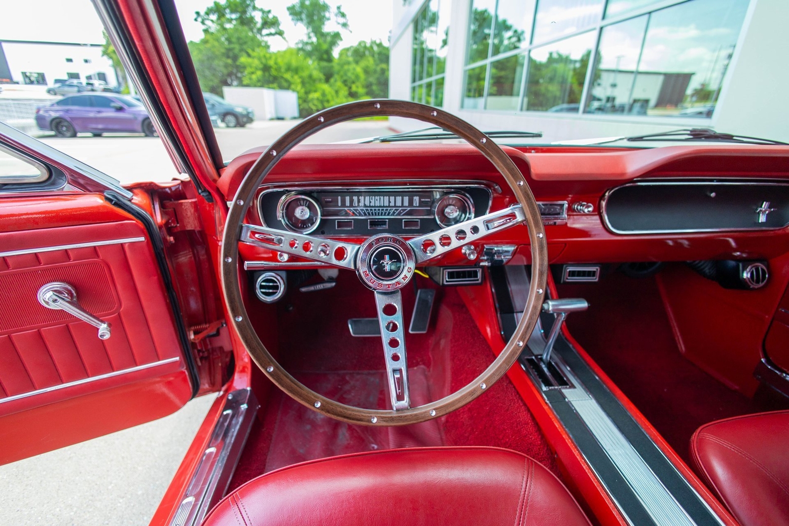 Ford-Mustang-1965-Fastback-30