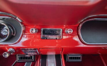 Ford-Mustang-1965-Fastback-36