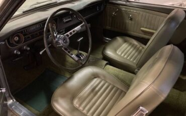 Ford-Mustang-1965-Gold-1