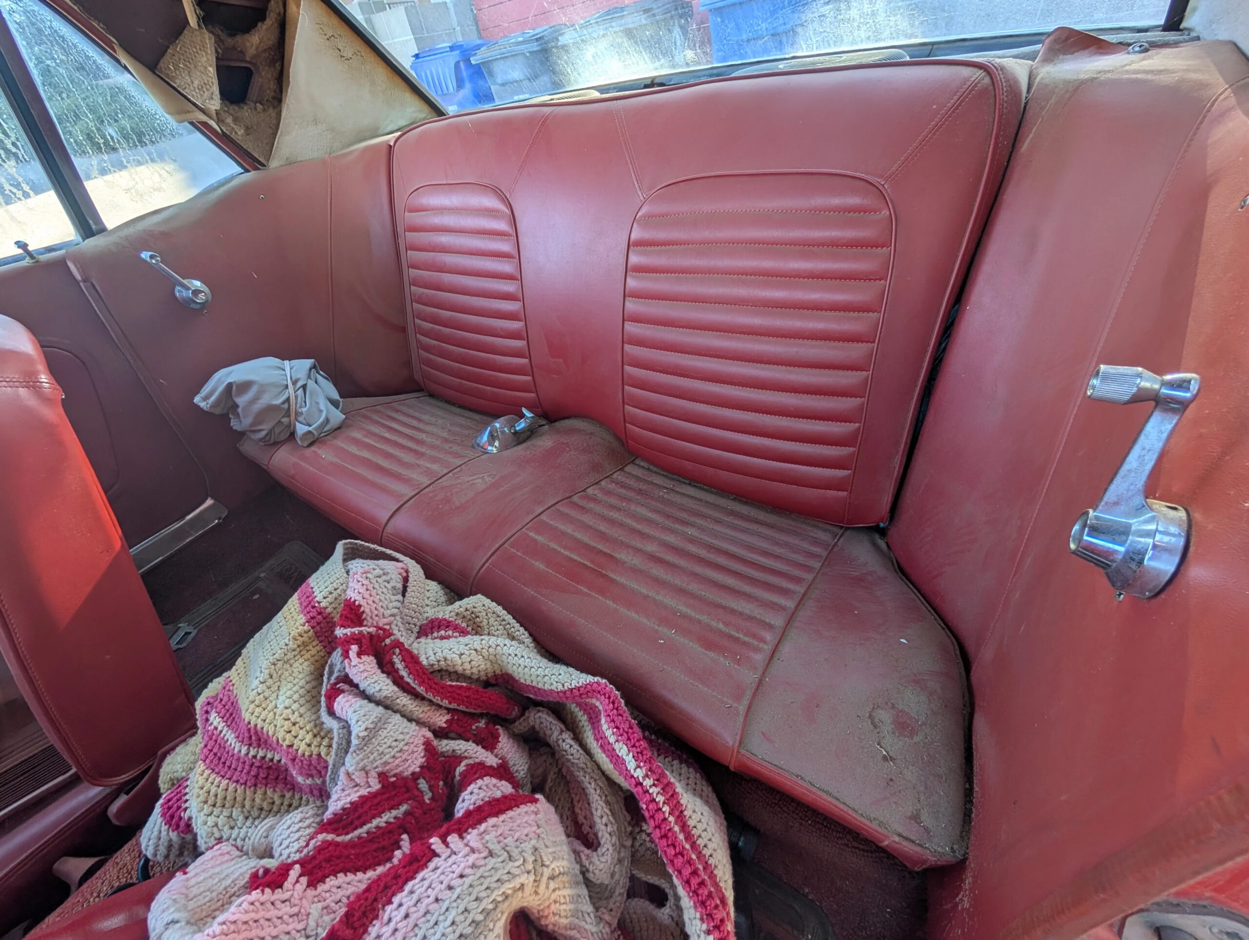 Ford-Mustang-1965-Red-Red-4