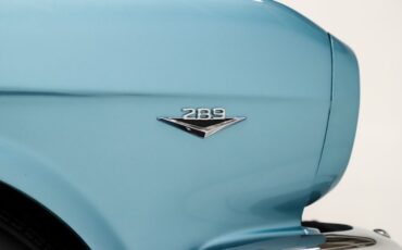 Ford-Mustang-1965-Silver-Blue-Poly-Blue-10