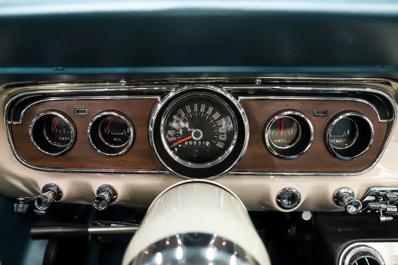 Ford-Mustang-1965-Silver-Blue-Poly-Blue-20