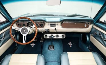 Ford-Mustang-1965-Silver-Blue-Poly-Blue-21