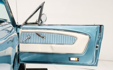 Ford-Mustang-1965-Silver-Blue-Poly-Blue-35