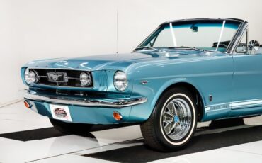 Ford-Mustang-1965-Silver-Blue-Poly-Blue-40