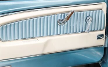 Ford-Mustang-1965-Silver-Blue-Poly-Blue-8