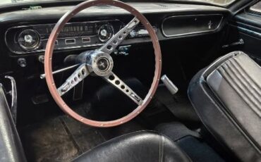 Ford-Mustang-1965-White-Black-1