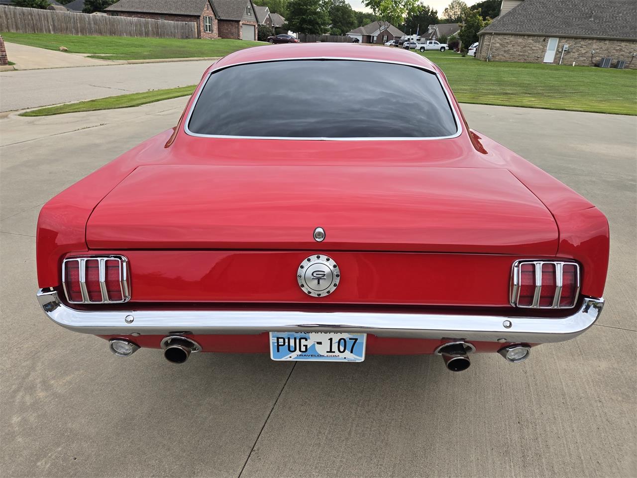 Ford-Mustang-1965-red-red-white-black-12