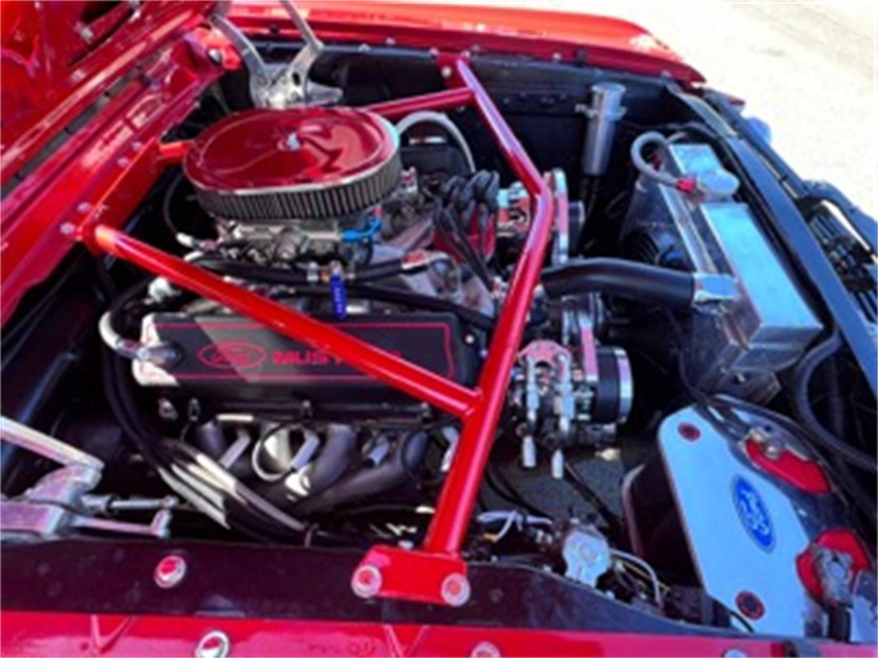 Ford-Mustang-1965-red-red-white-black-4