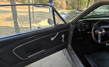 Ford-Mustang-1966-29