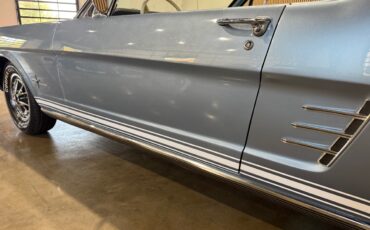 Ford-Mustang-1966-American-Muscle-Car-17
