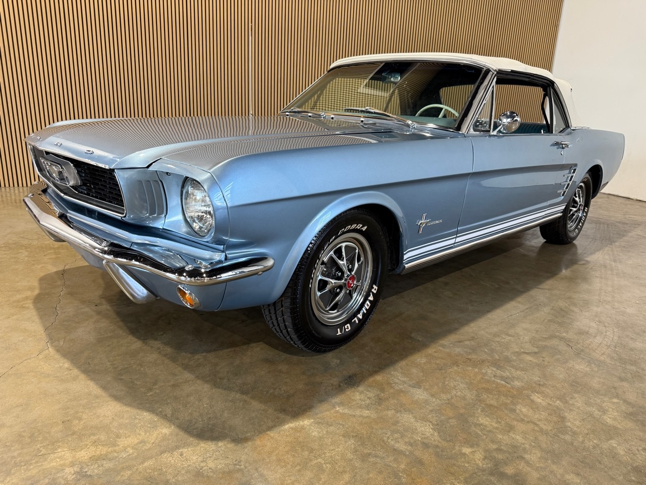 Ford-Mustang-1966-American-Muscle-Car-34