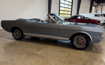Ford-Mustang-1966-American-Muscle-Car-7