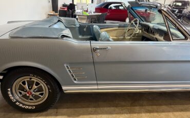 Ford-Mustang-1966-American-Muscle-Car-9