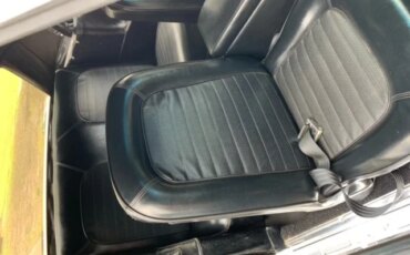 Ford-Mustang-1966-Black-Black-4