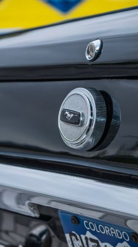 Ford-Mustang-1966-Black-Black-4