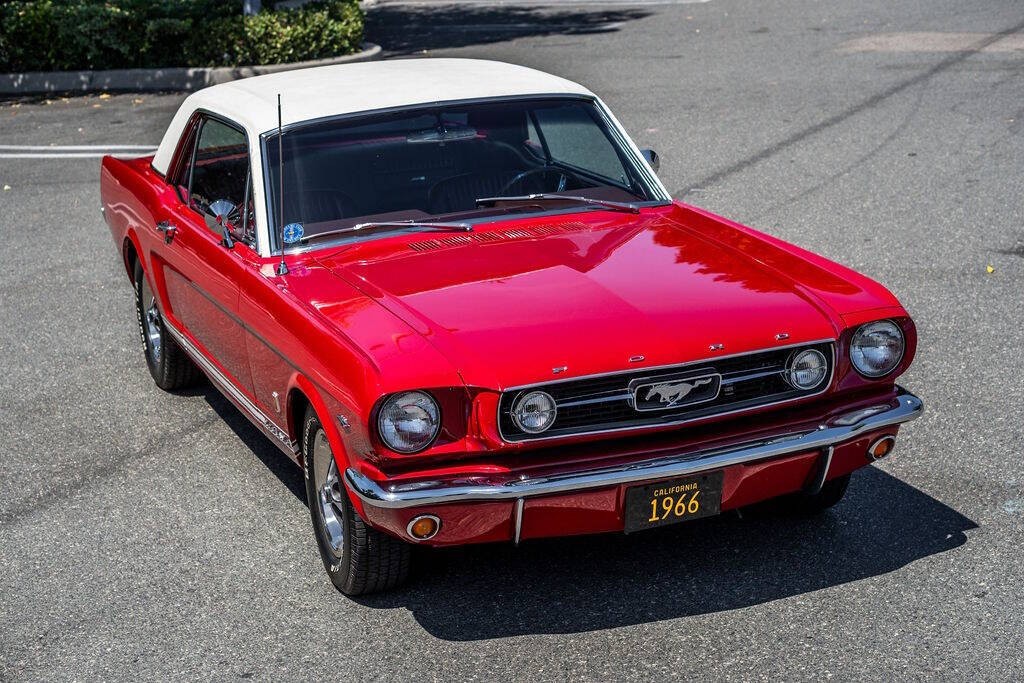 Ford-Mustang-1966-Coupe-11
