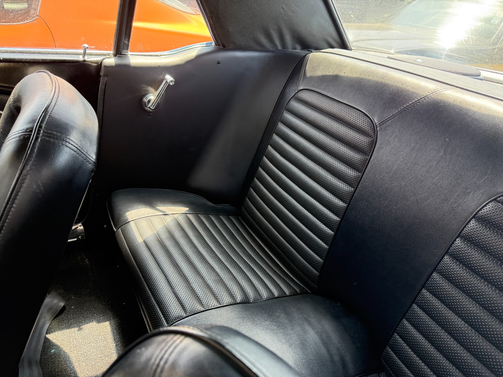 Ford-Mustang-1966-Coupe-12
