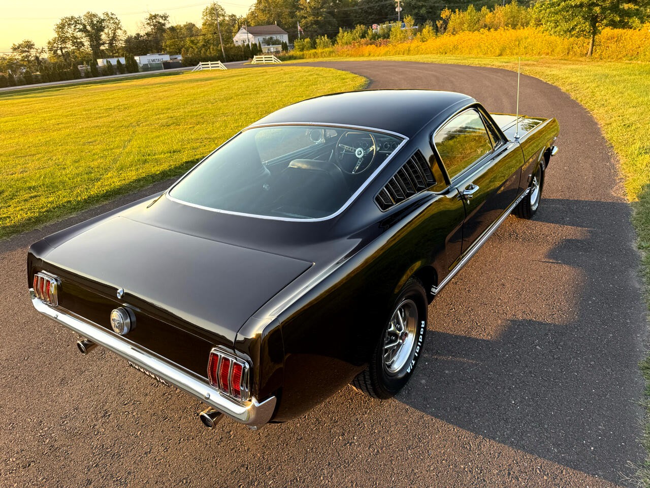 Ford-Mustang-1966-Coupe-12