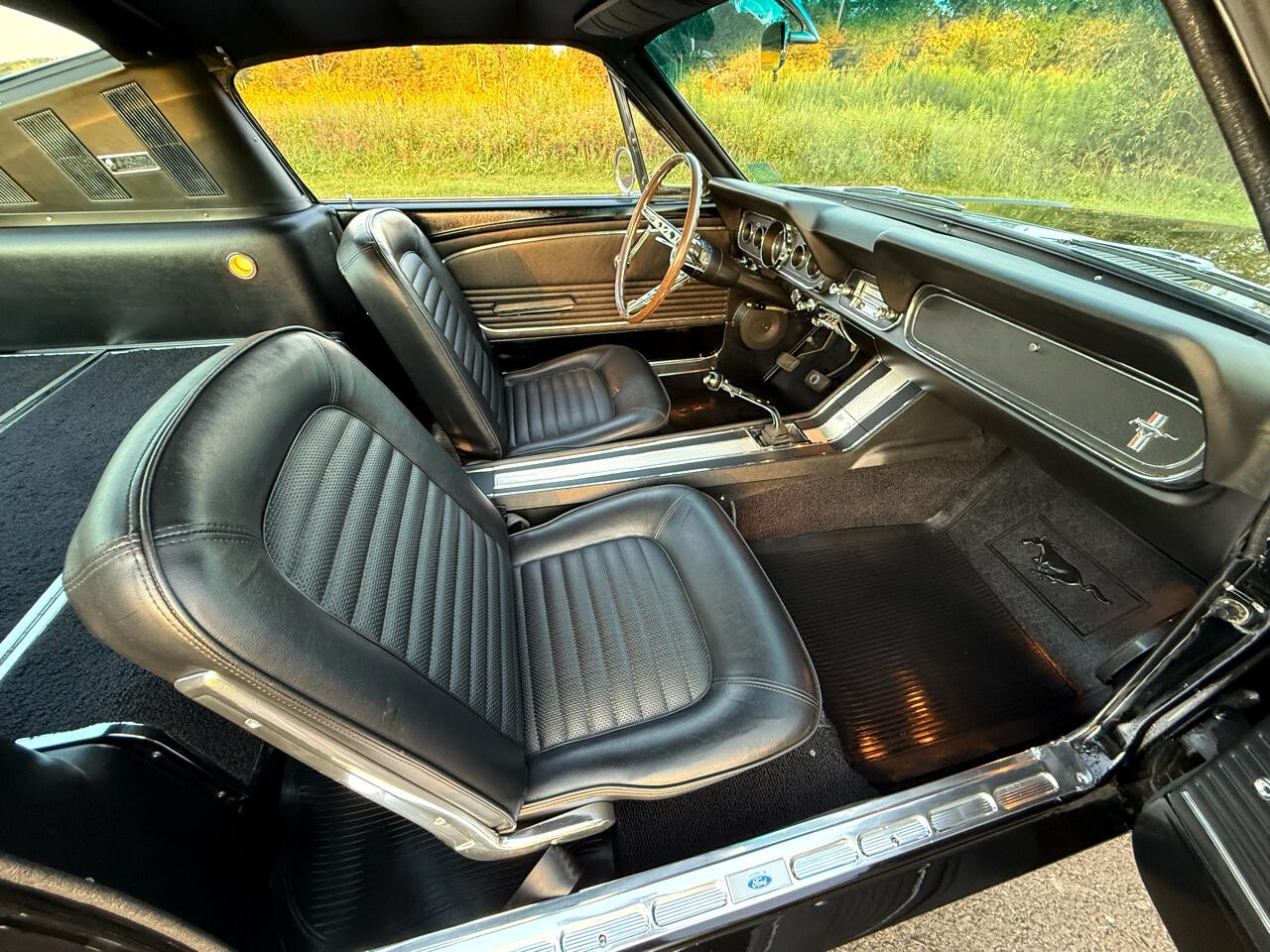 Ford-Mustang-1966-Coupe-25