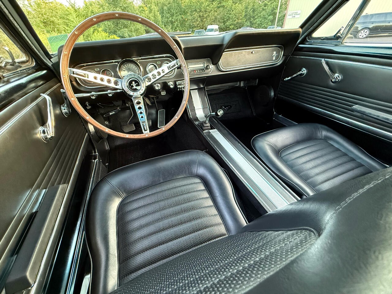 Ford-Mustang-1966-Coupe-27