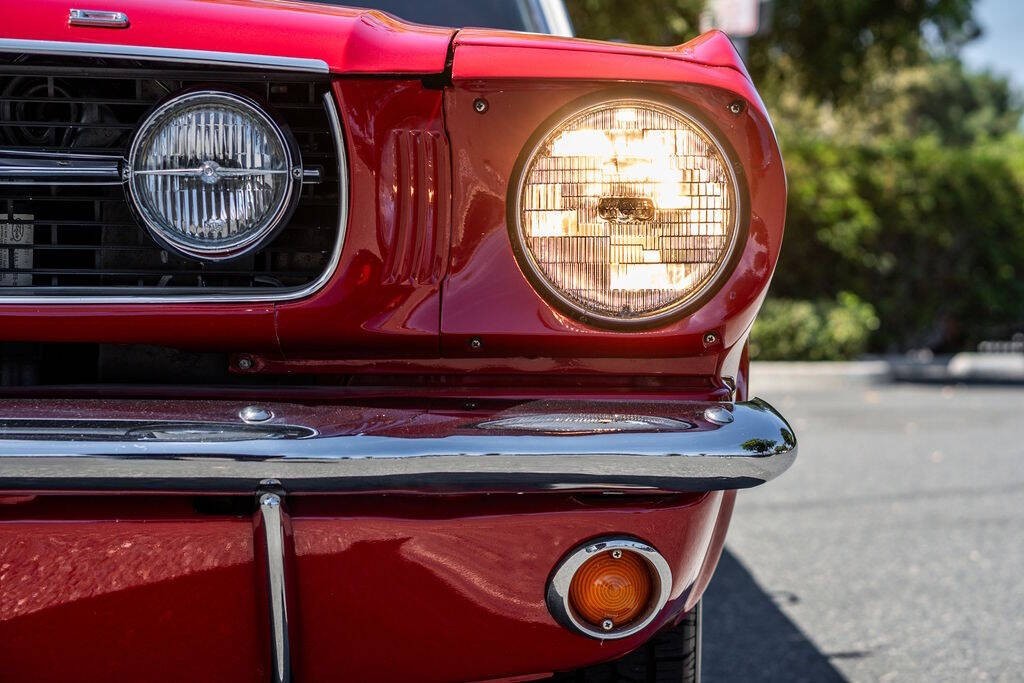 Ford-Mustang-1966-Coupe-27