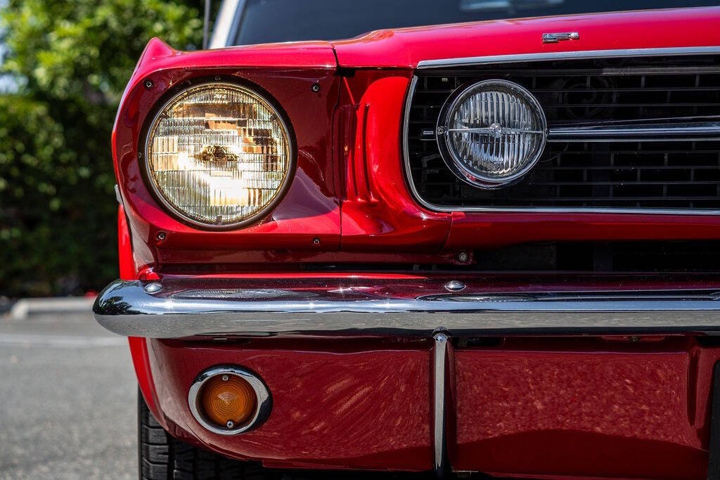 Ford-Mustang-1966-Coupe-28