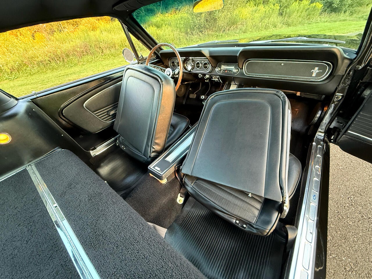 Ford-Mustang-1966-Coupe-31