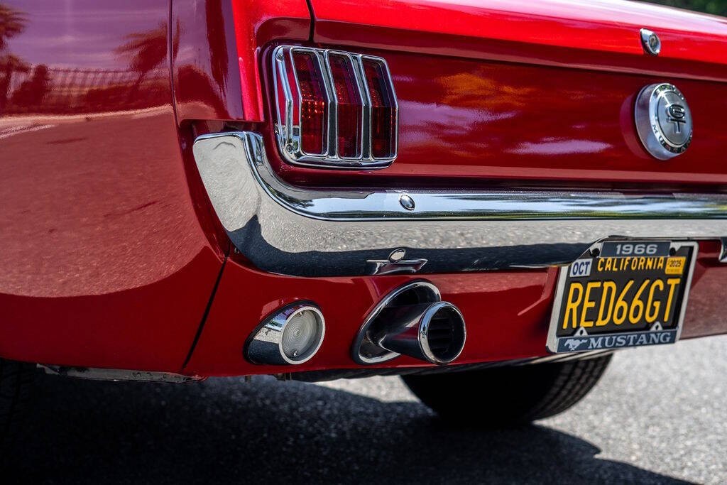 Ford-Mustang-1966-Coupe-34