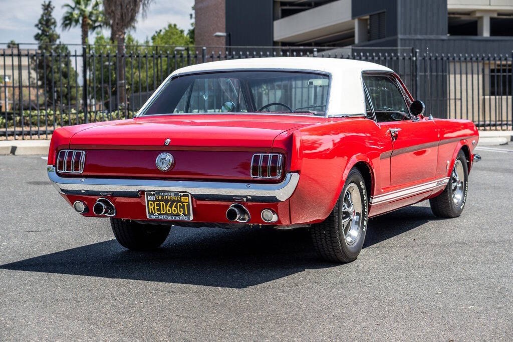 Ford-Mustang-1966-Coupe-5