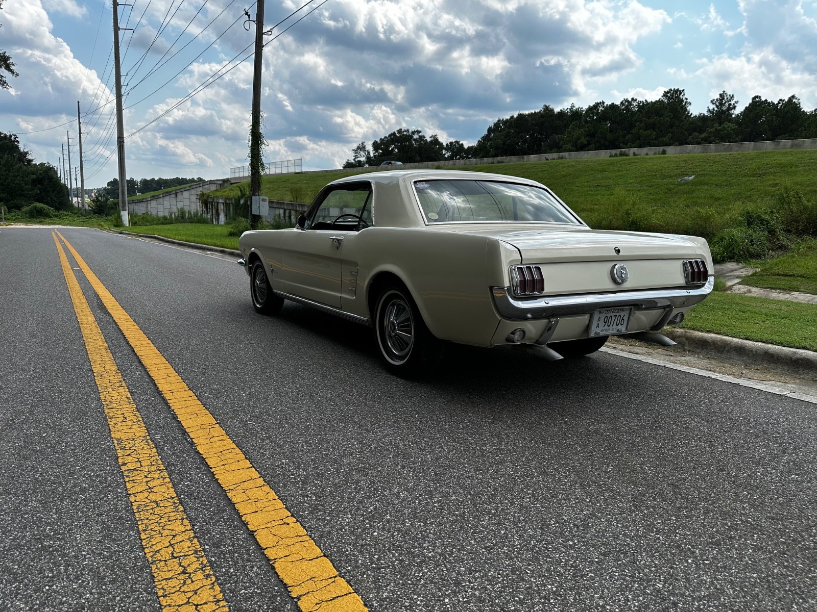 Ford-Mustang-1966-Coupe-5