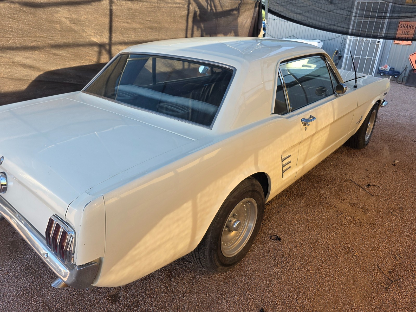 Ford-Mustang-1966-Coupe-6