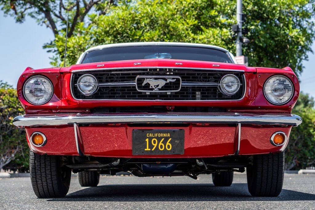 Ford-Mustang-1966-Coupe-8