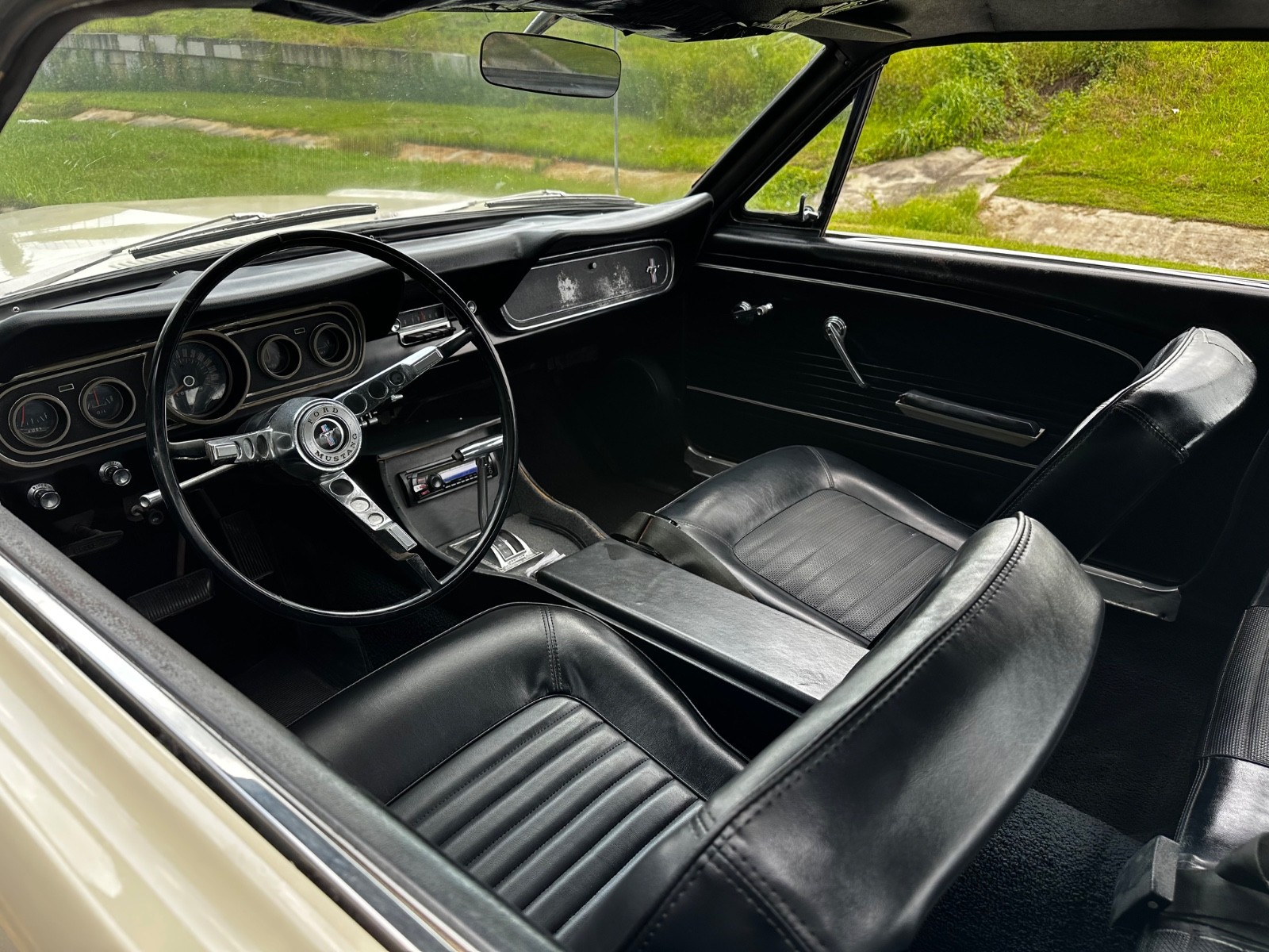 Ford-Mustang-1966-Coupe-8