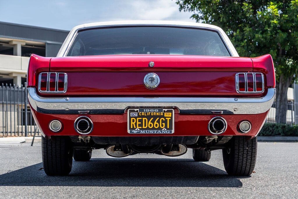 Ford-Mustang-1966-Coupe-9