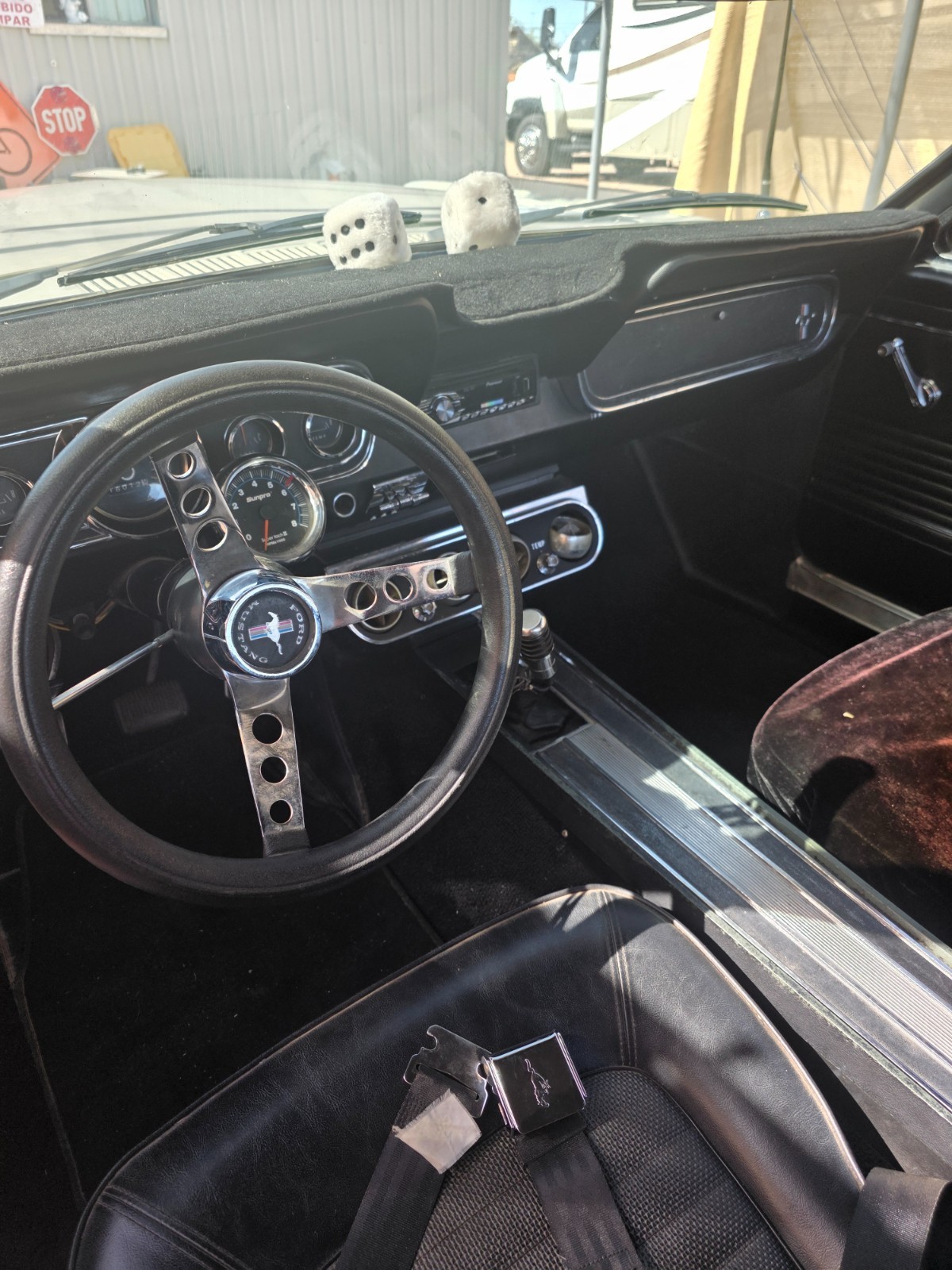 Ford-Mustang-1966-Coupe-9