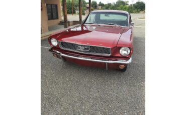 Ford-Mustang-1966-Red-Black-1
