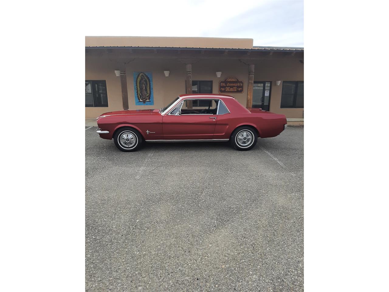 Ford-Mustang-1966-Red-Black-2