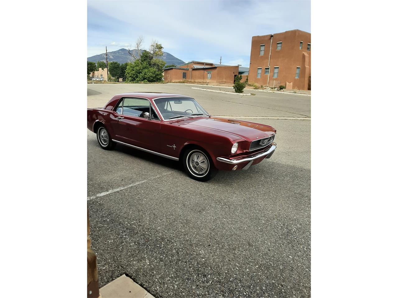 Ford-Mustang-1966-Red-Black-7