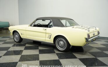 Ford-Mustang-1966-Springtime-Yellow-Black-11