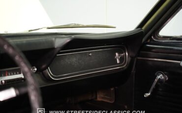 Ford-Mustang-1966-Springtime-Yellow-Black-20